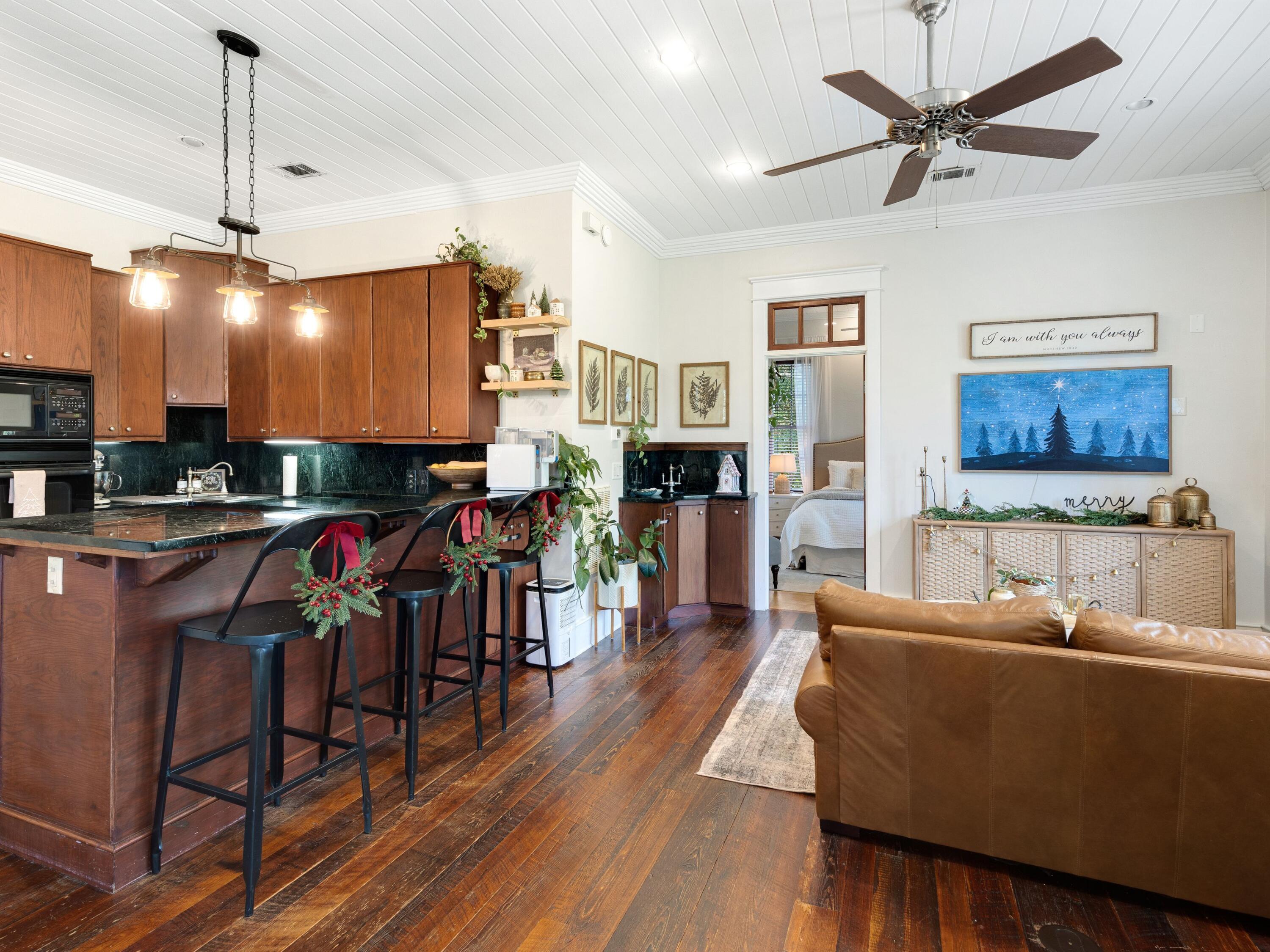 WOODLAND BAYOU ESTATES - Residential