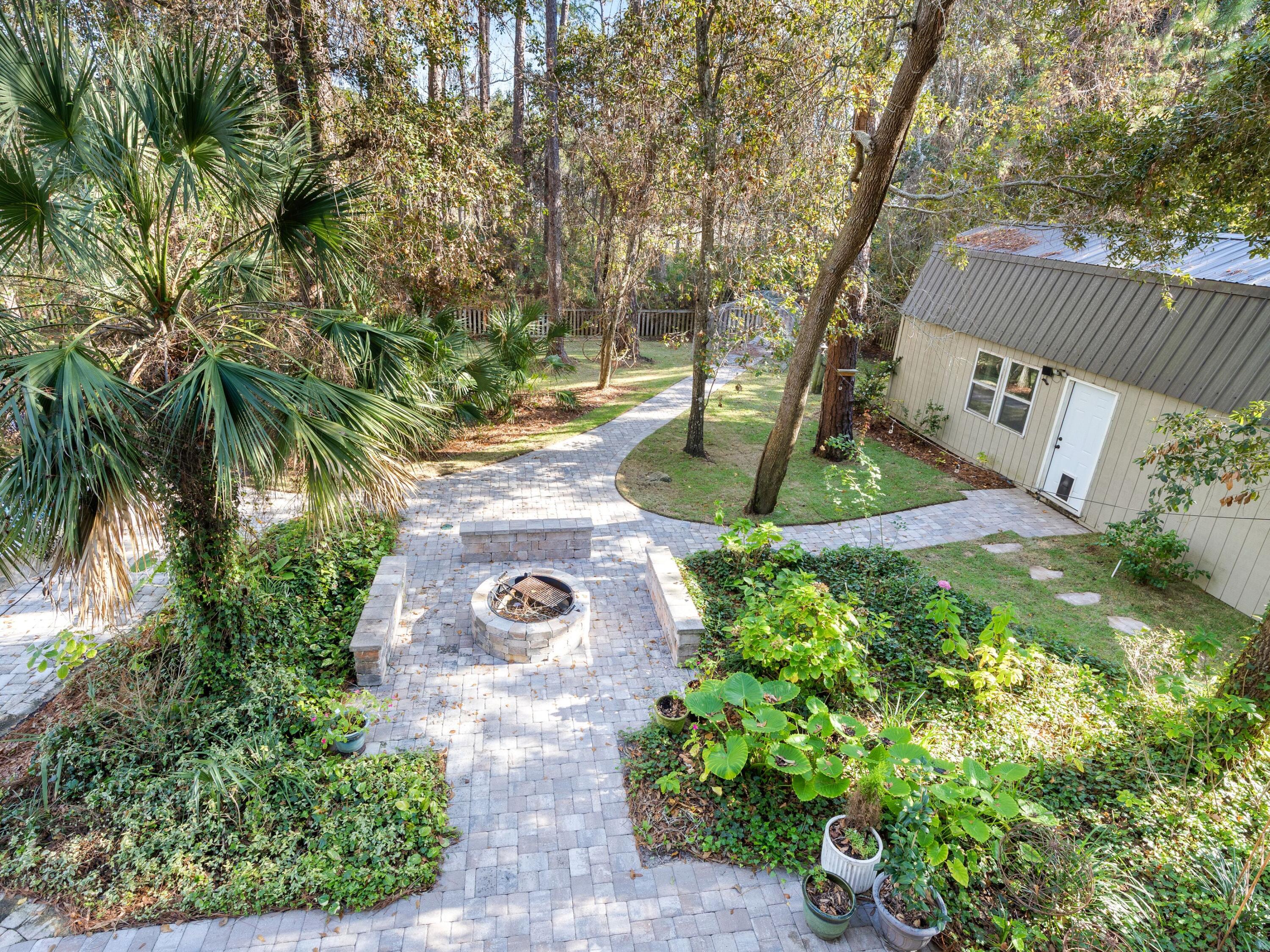 WOODLAND BAYOU ESTATES - Residential