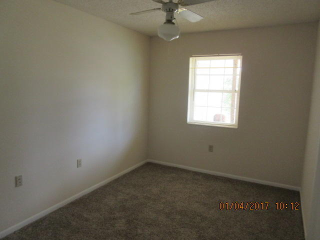 CHATEAU PRES DE LA MER - Residential Lease