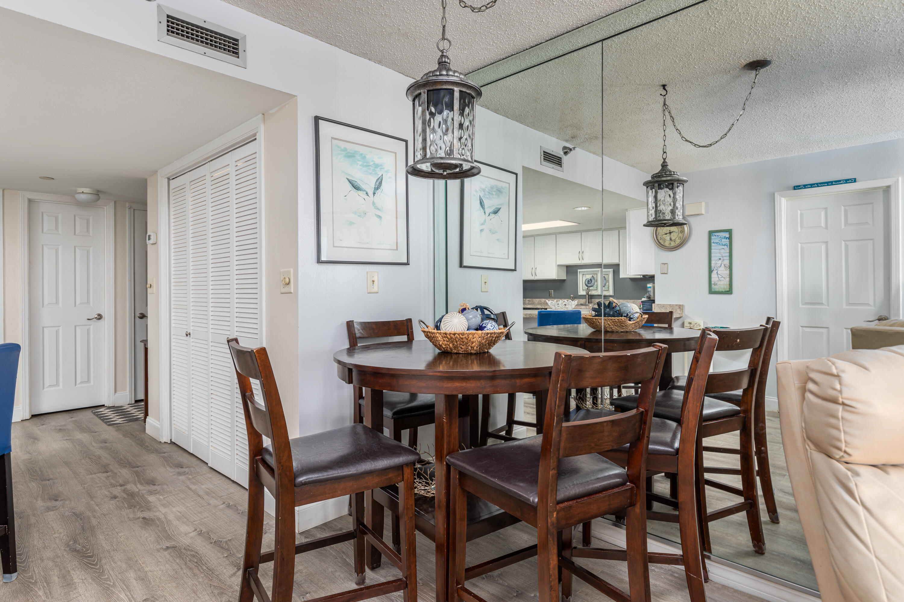 NAUTILUS CONDO - Residential