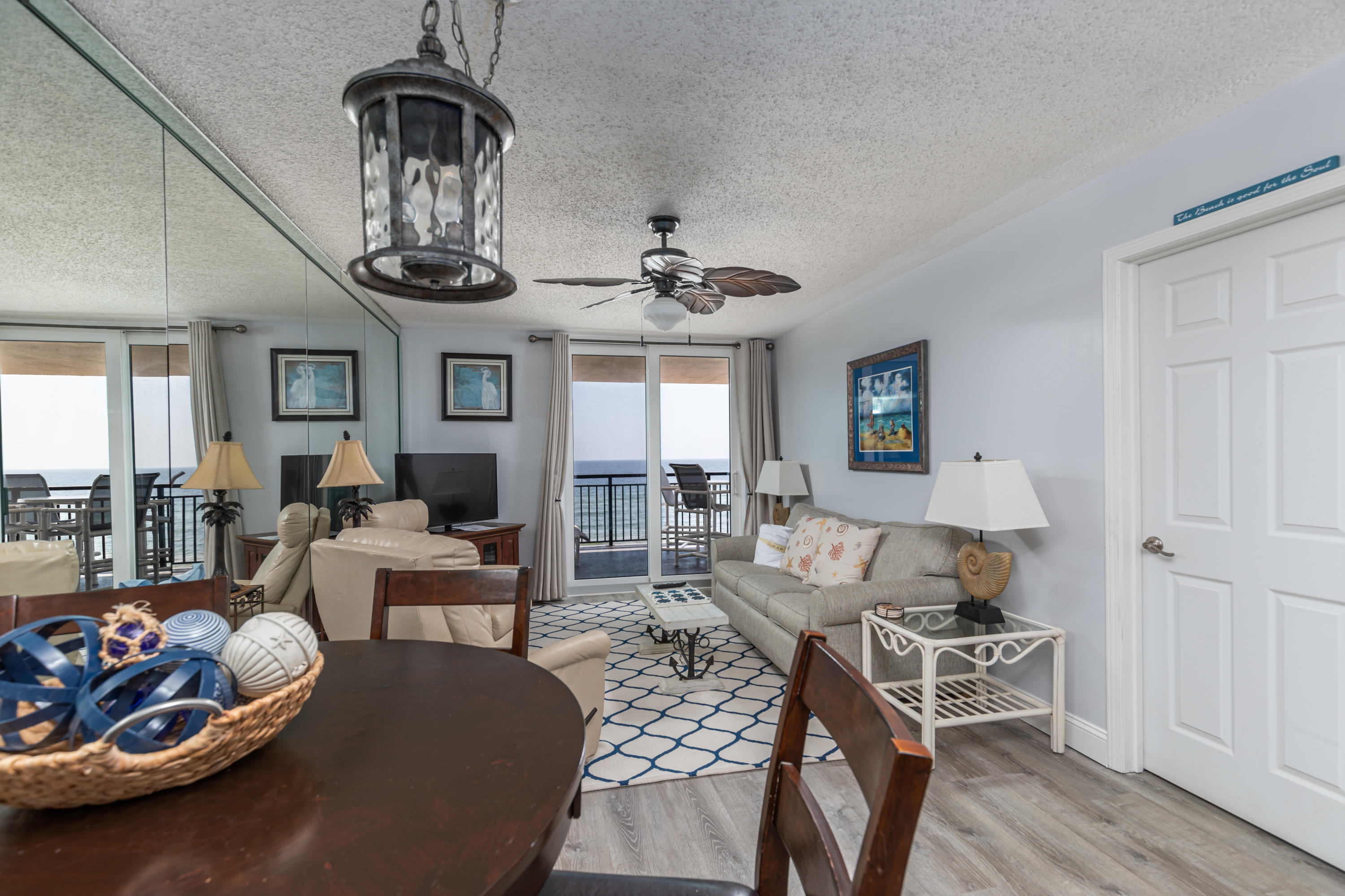NAUTILUS CONDO - Residential