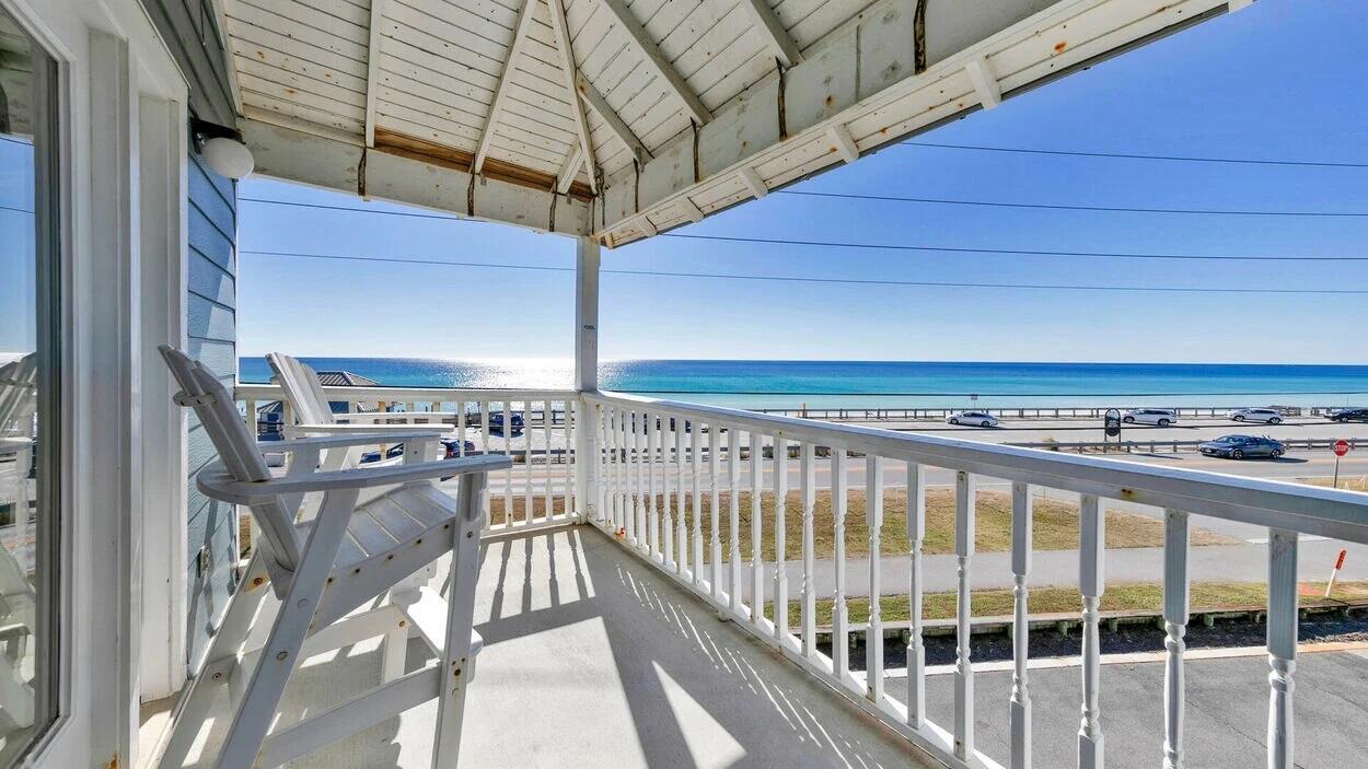 SUMMER BREEZE CONDO - Residential