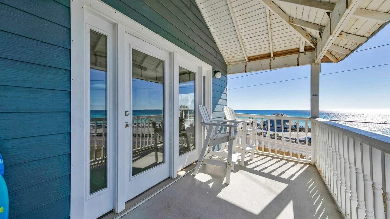 SUMMER BREEZE CONDO - Residential