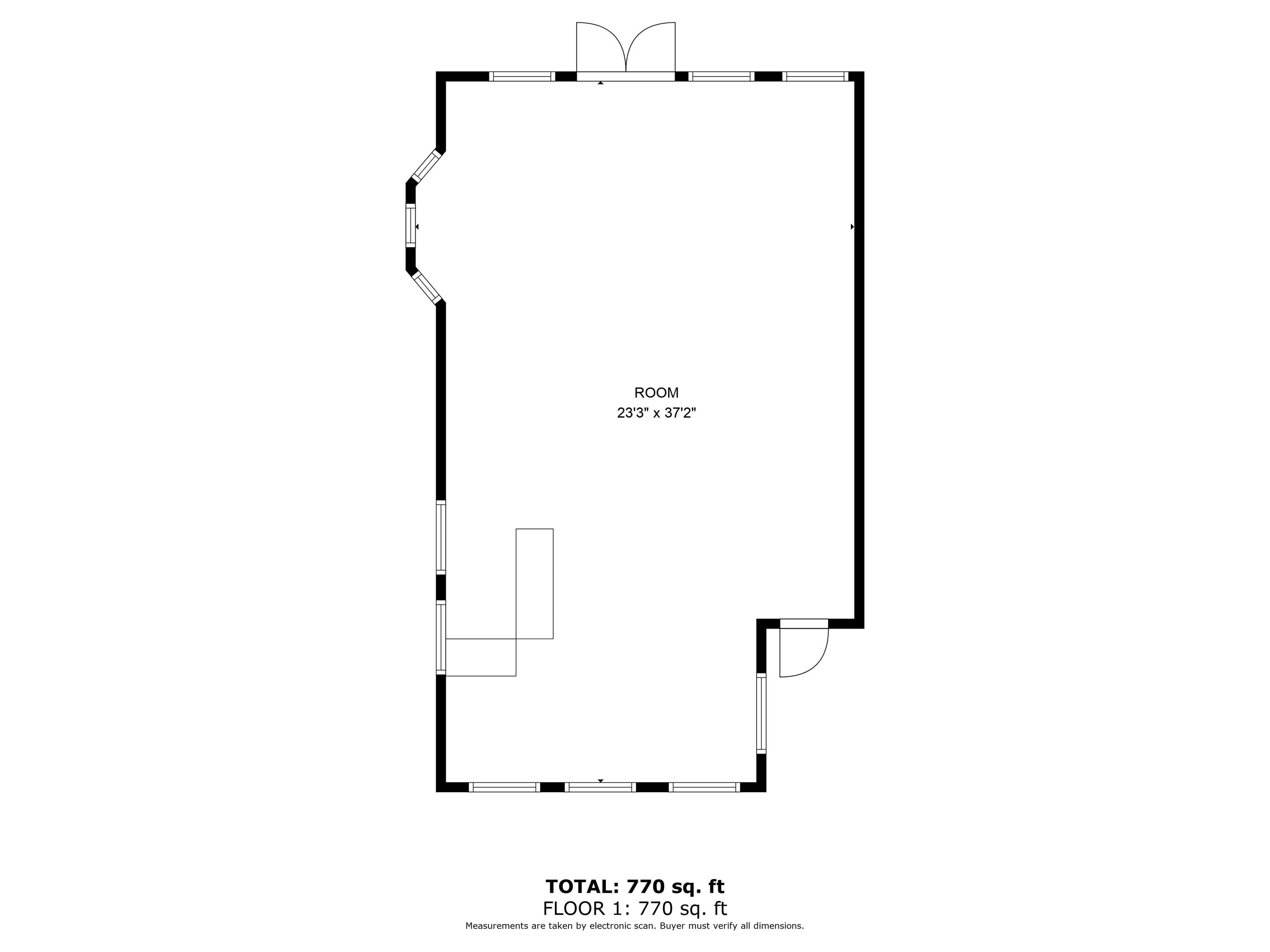 Main image without alt text