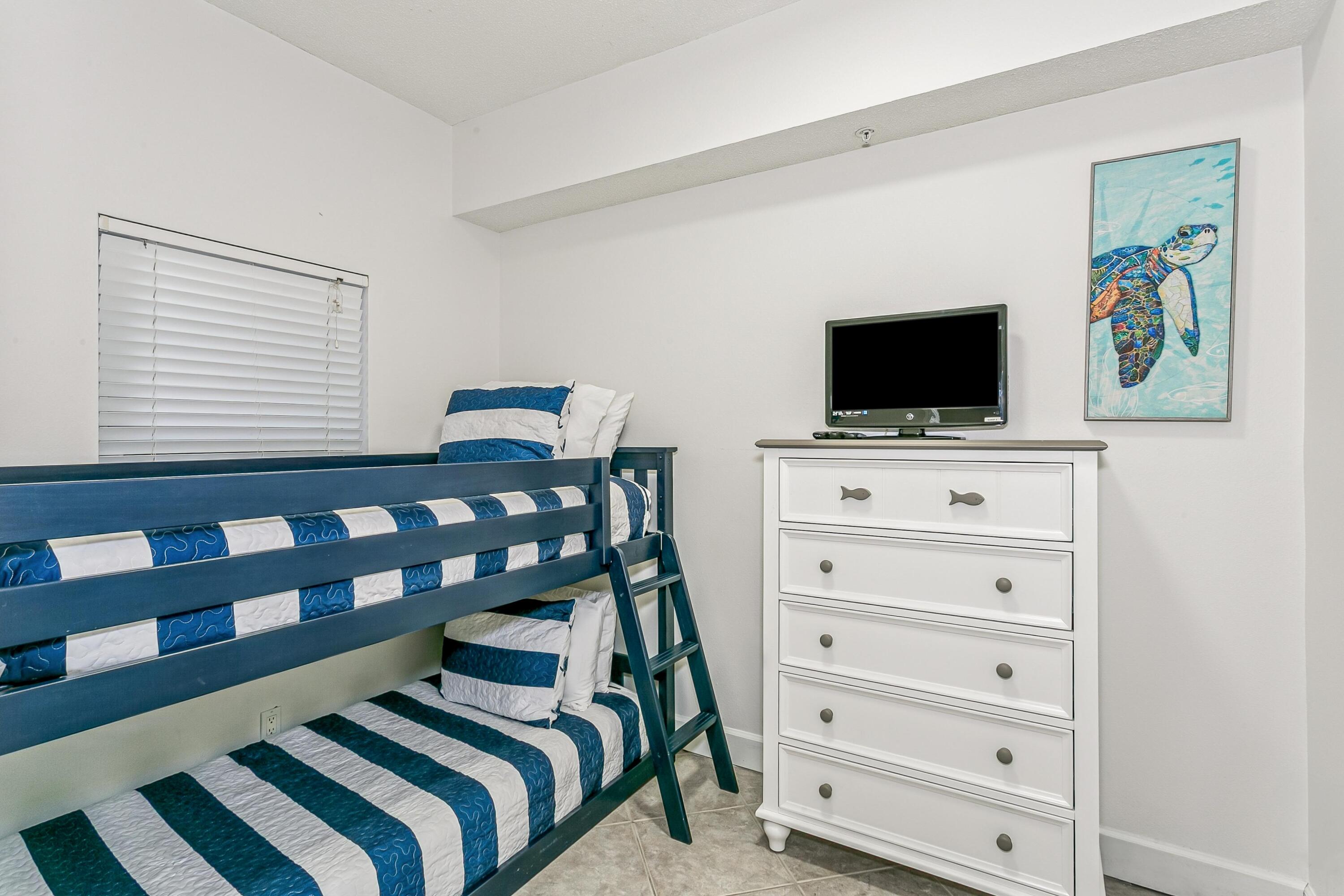 SUMMERWIND CONDOS - Residential