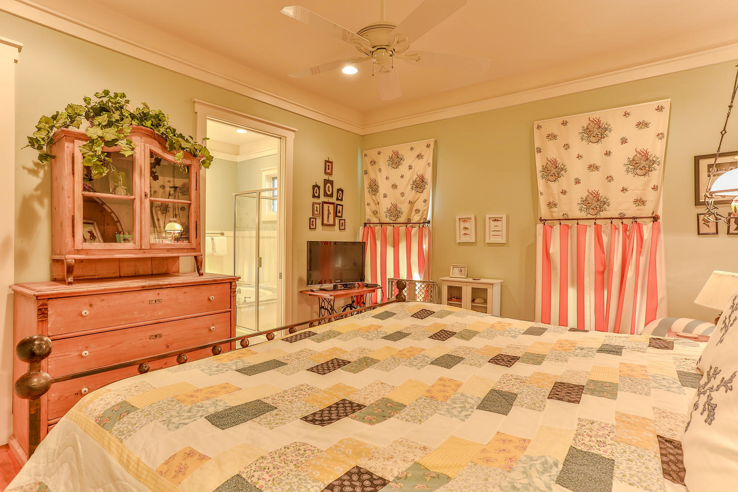 WATERCOLOR - Residential