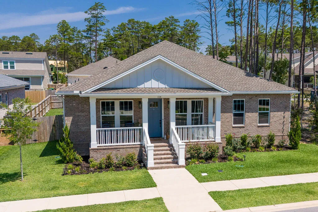 Niceville, Florida 32578, United States, 4 Bedrooms Bedrooms, ,4 BathroomsBathrooms,Residential,Active,106722