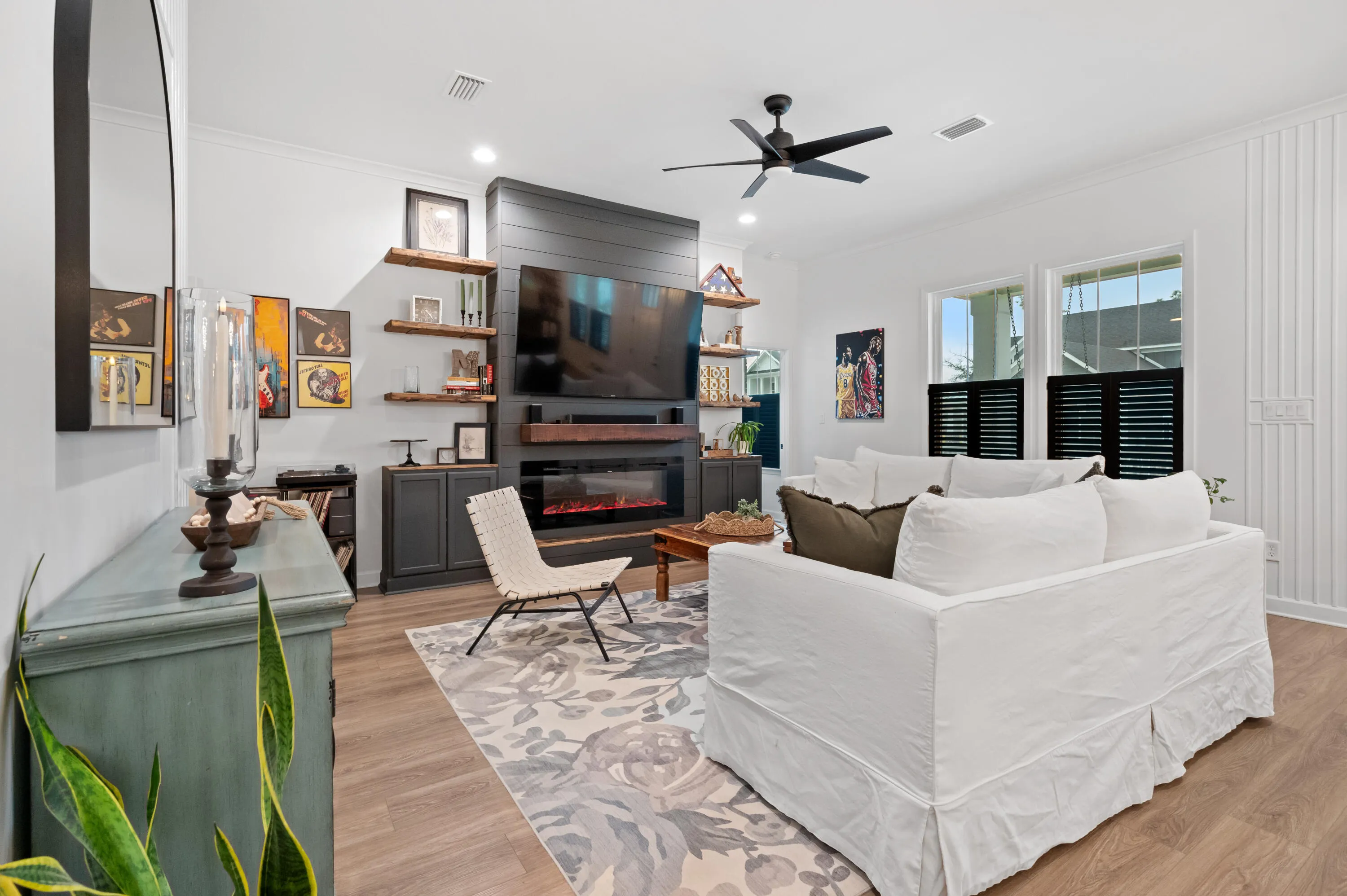 Niceville, Florida 32578, United States, 4 Bedrooms Bedrooms, ,4 BathroomsBathrooms,Residential,Active,106722