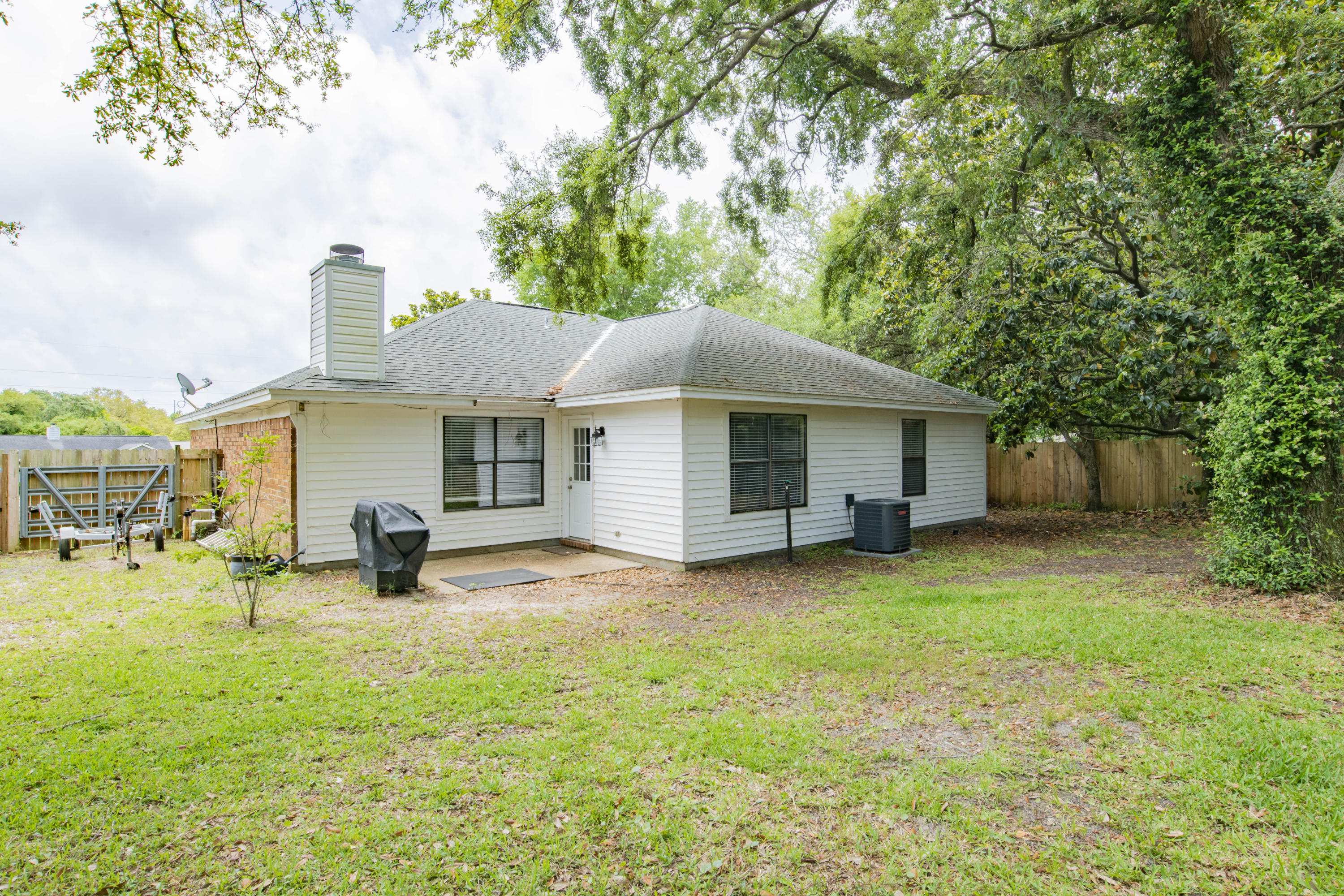 SANDPIPER VILLAGE - Residential