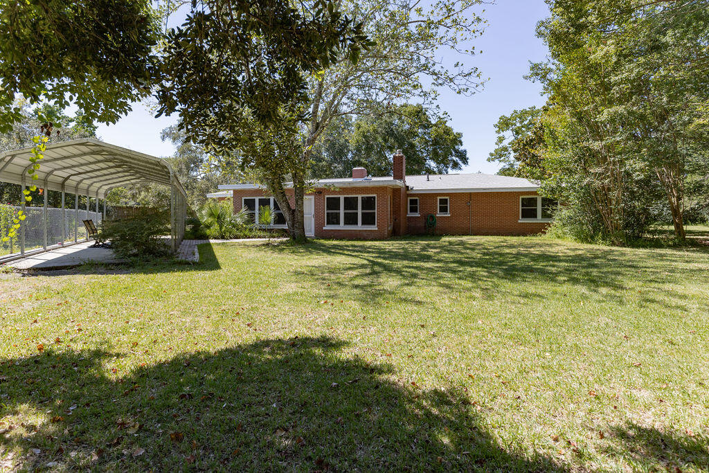 SINGLE FAM (000100) - Residential