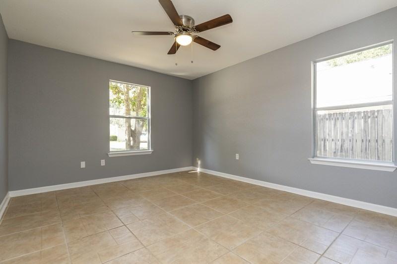 CANDLEWOOD VILLAGE LOT 12 BLK A - Residential