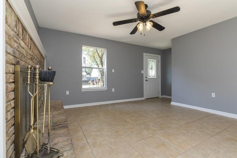 CANDLEWOOD VILLAGE LOT 12 BLK A - Residential