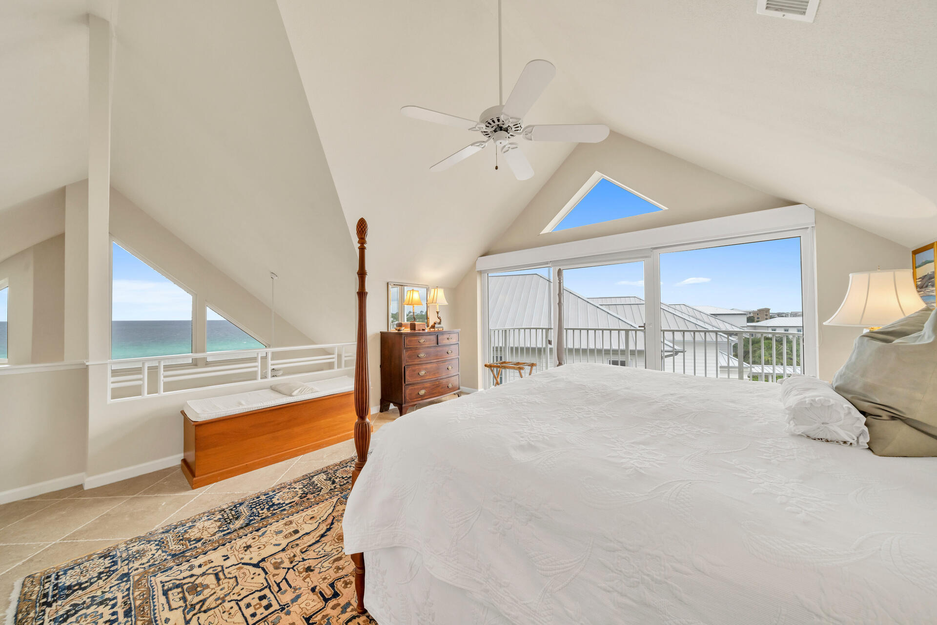 TRANQUILLITY ON THE BEACH - Residential