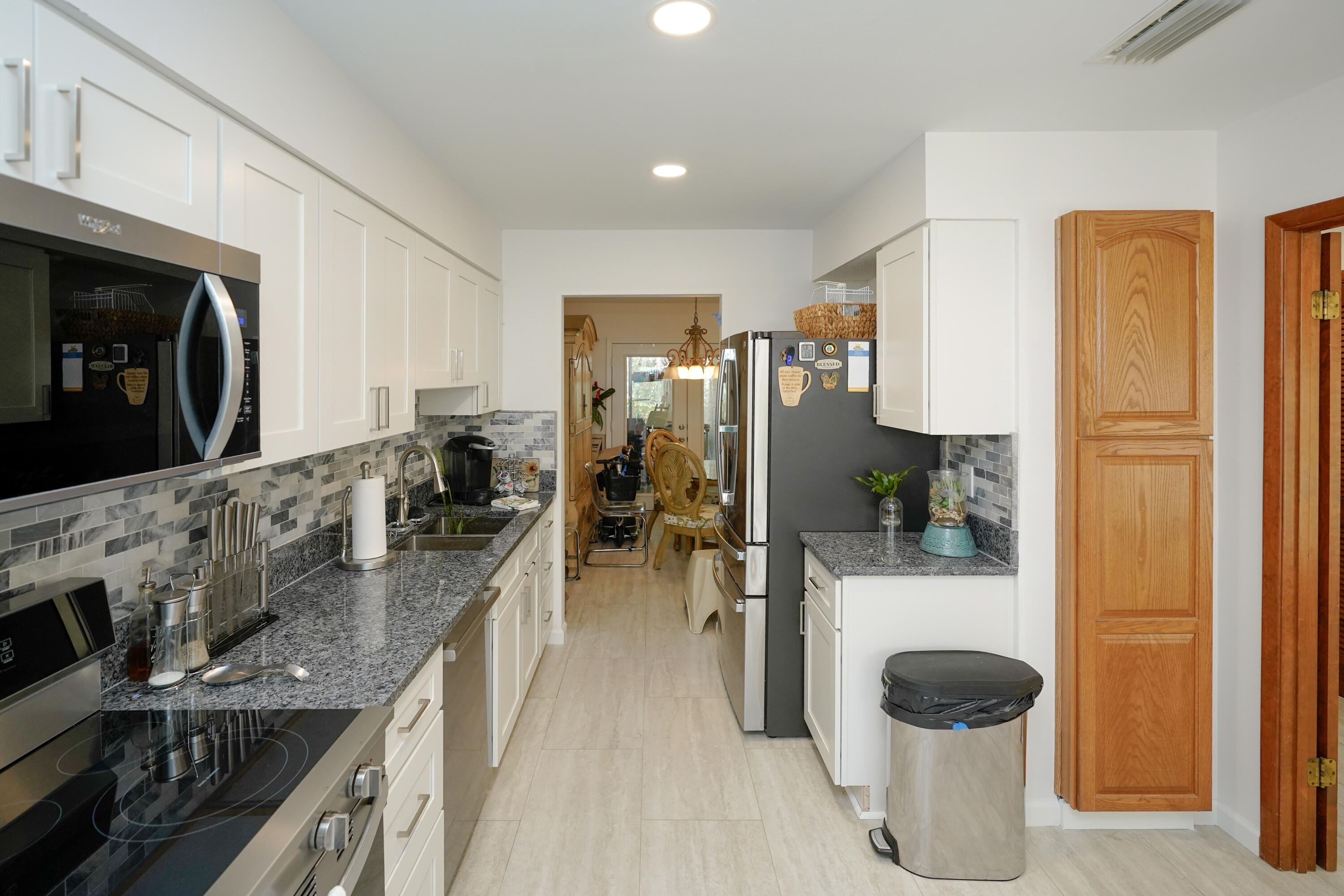 ROYAL OAK VILLAS BLUEWATER BAY - Residential