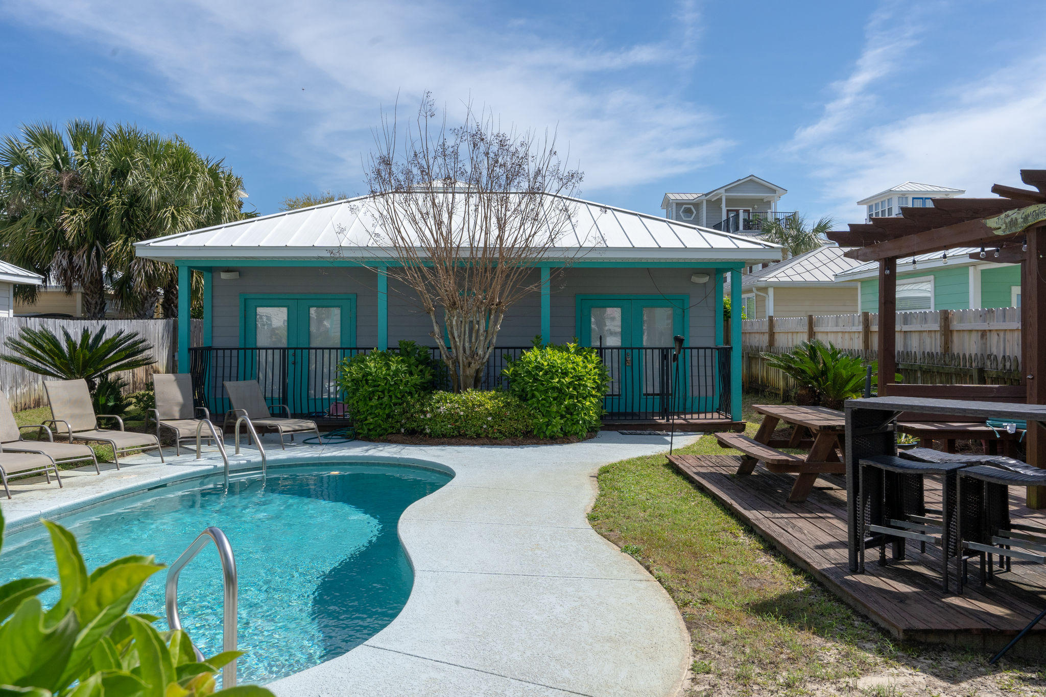 CRYSTAL BEACH - Residential