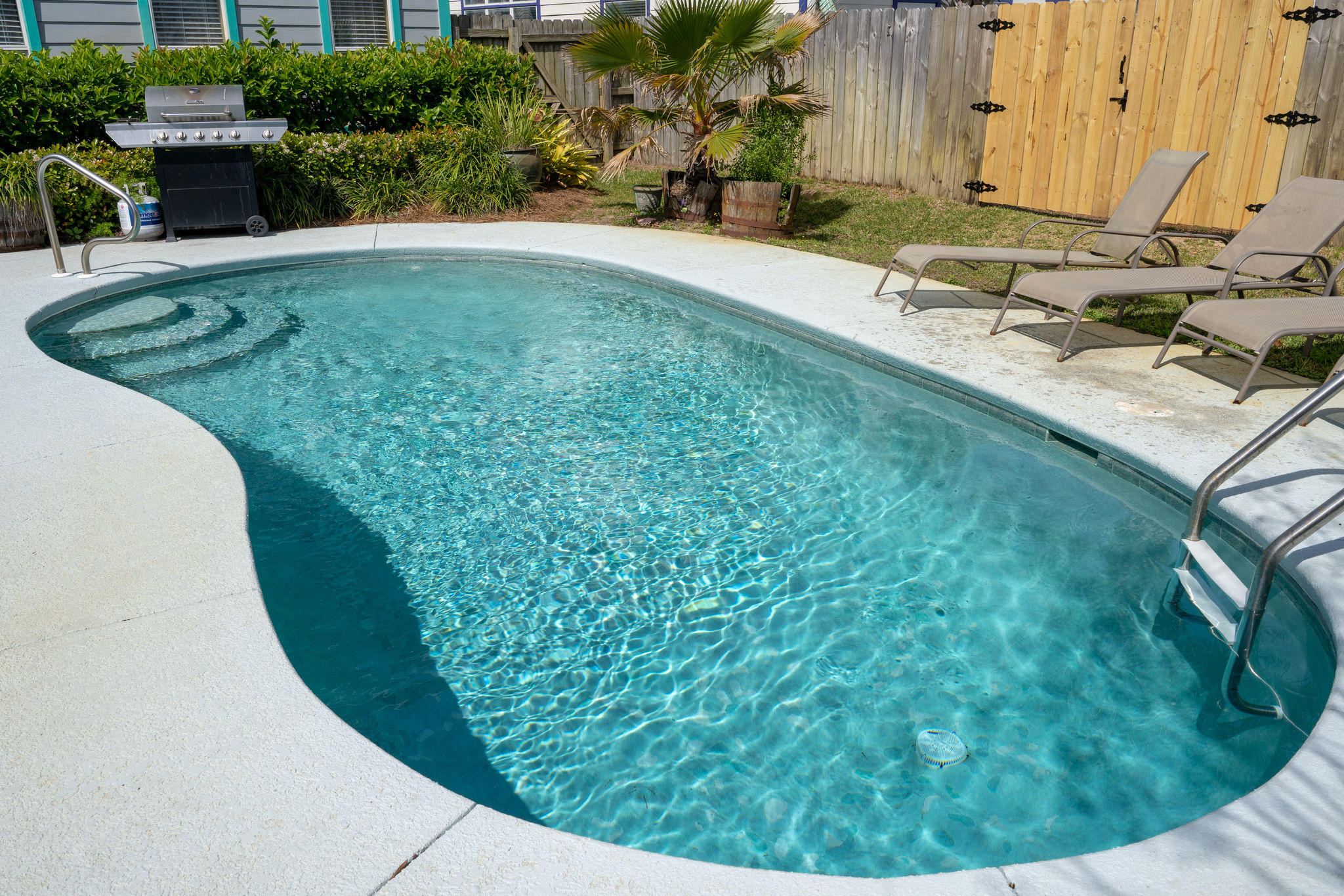 CRYSTAL BEACH - Residential