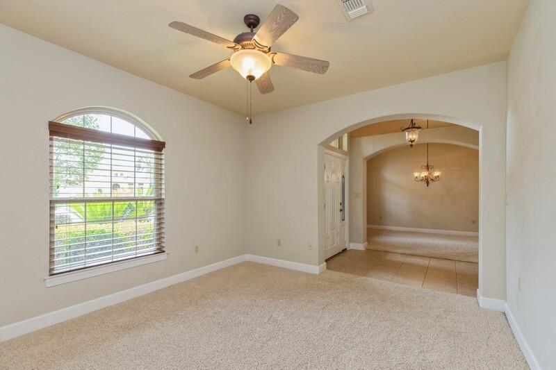 CHARDONNAY ESTATES - Residential