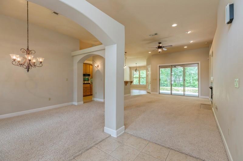 CHARDONNAY ESTATES - Residential