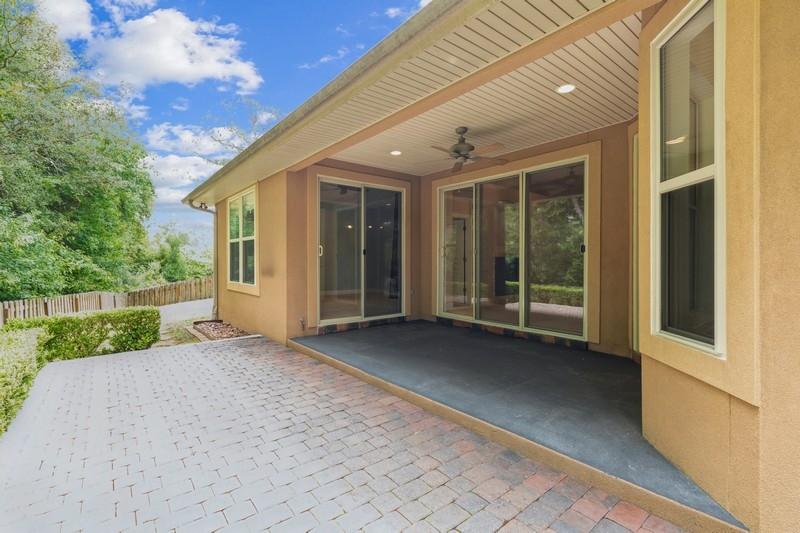 CHARDONNAY ESTATES - Residential