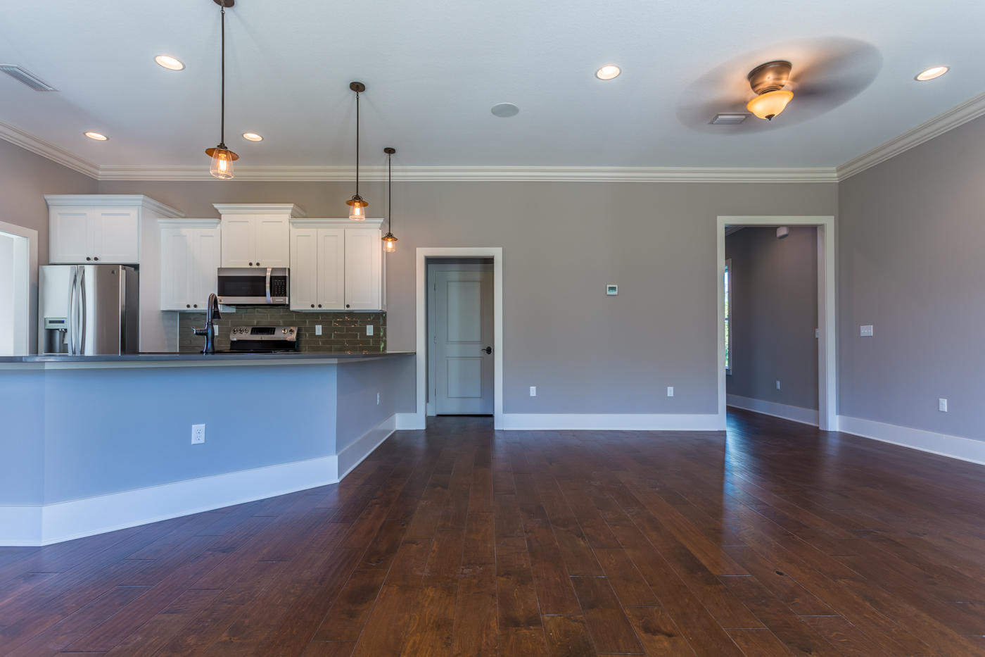 FRANGISTA BEACH 2ND ADDN - Residential