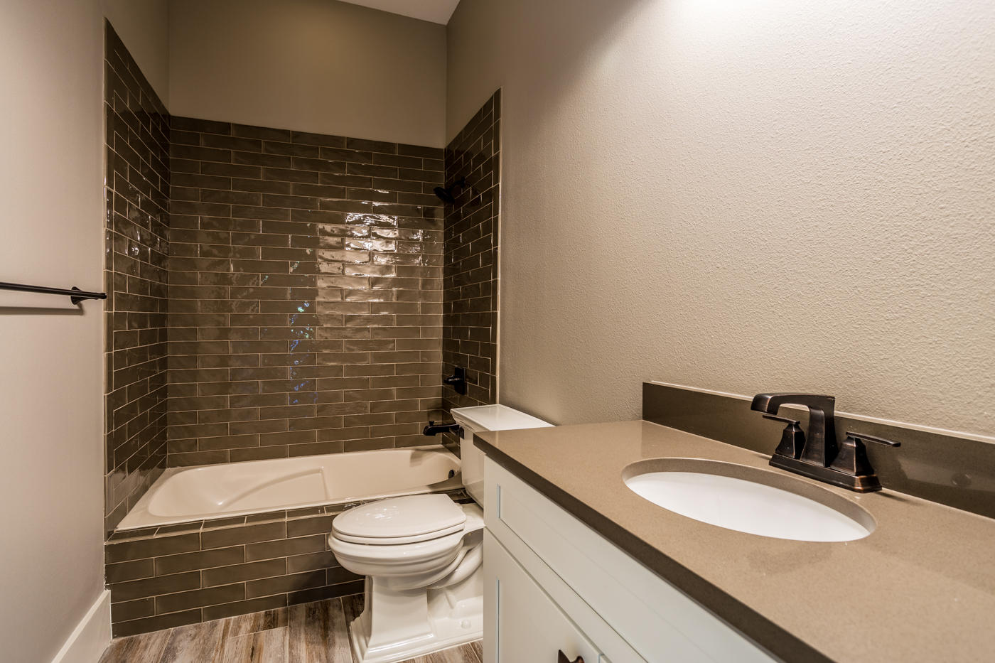 FRANGISTA BEACH 2ND ADDN - Residential