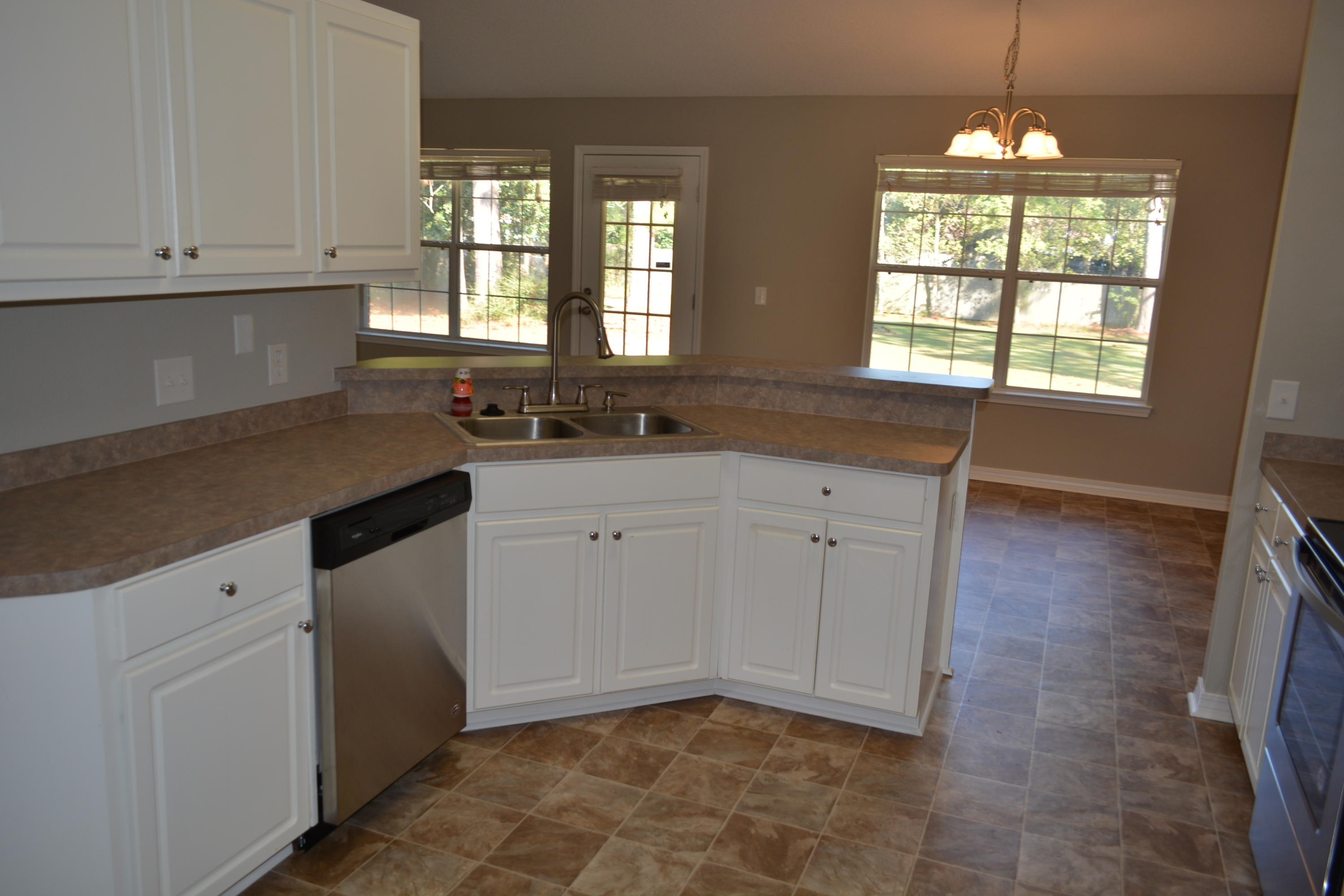 HOLLEY BY THE SEA - Residential