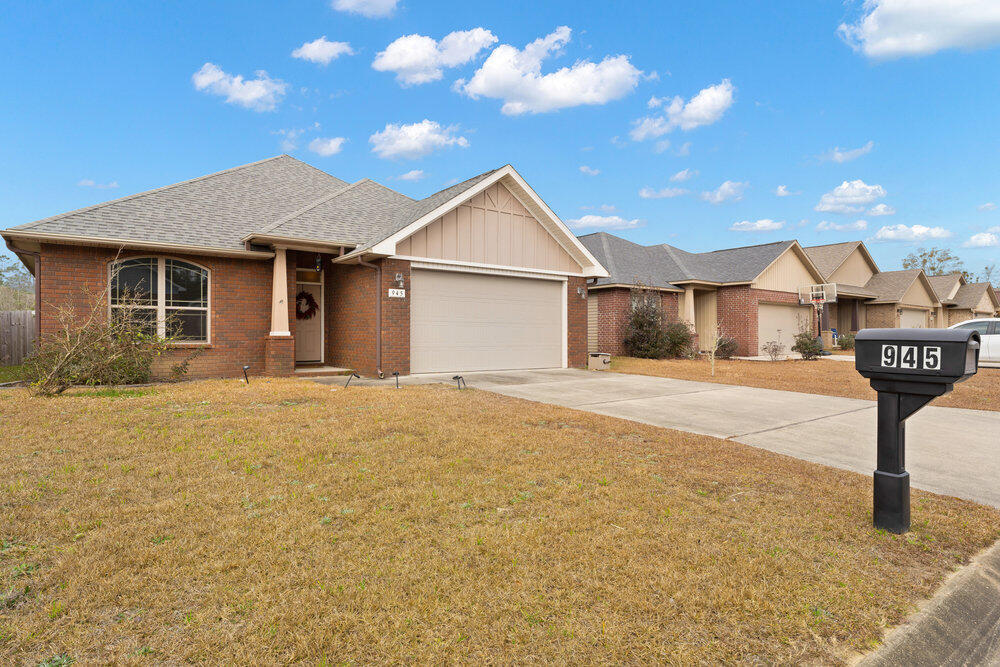 JAXSON ESTATES - Residential