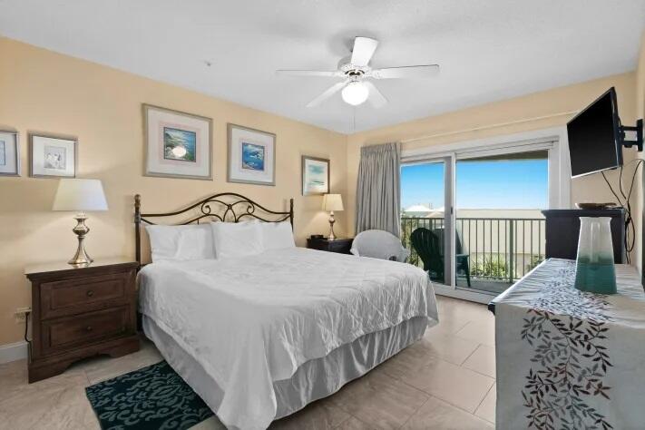MARAVILLA CONDO 3 - Residential