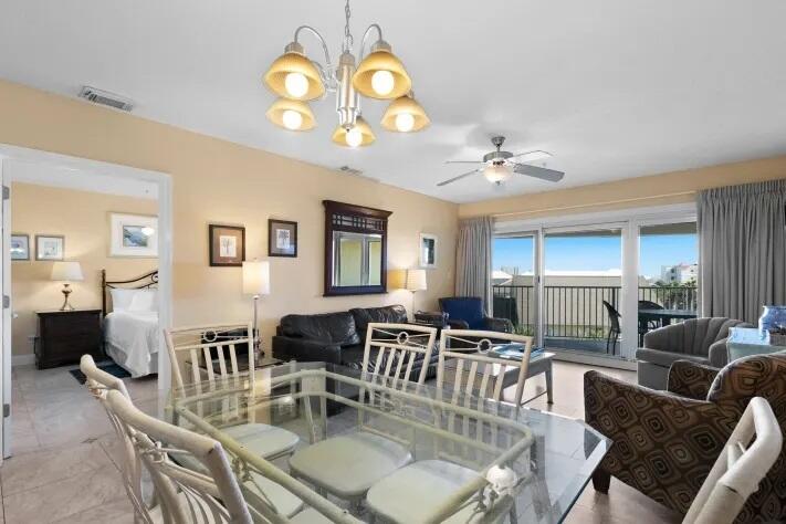 MARAVILLA CONDO 3 - Residential