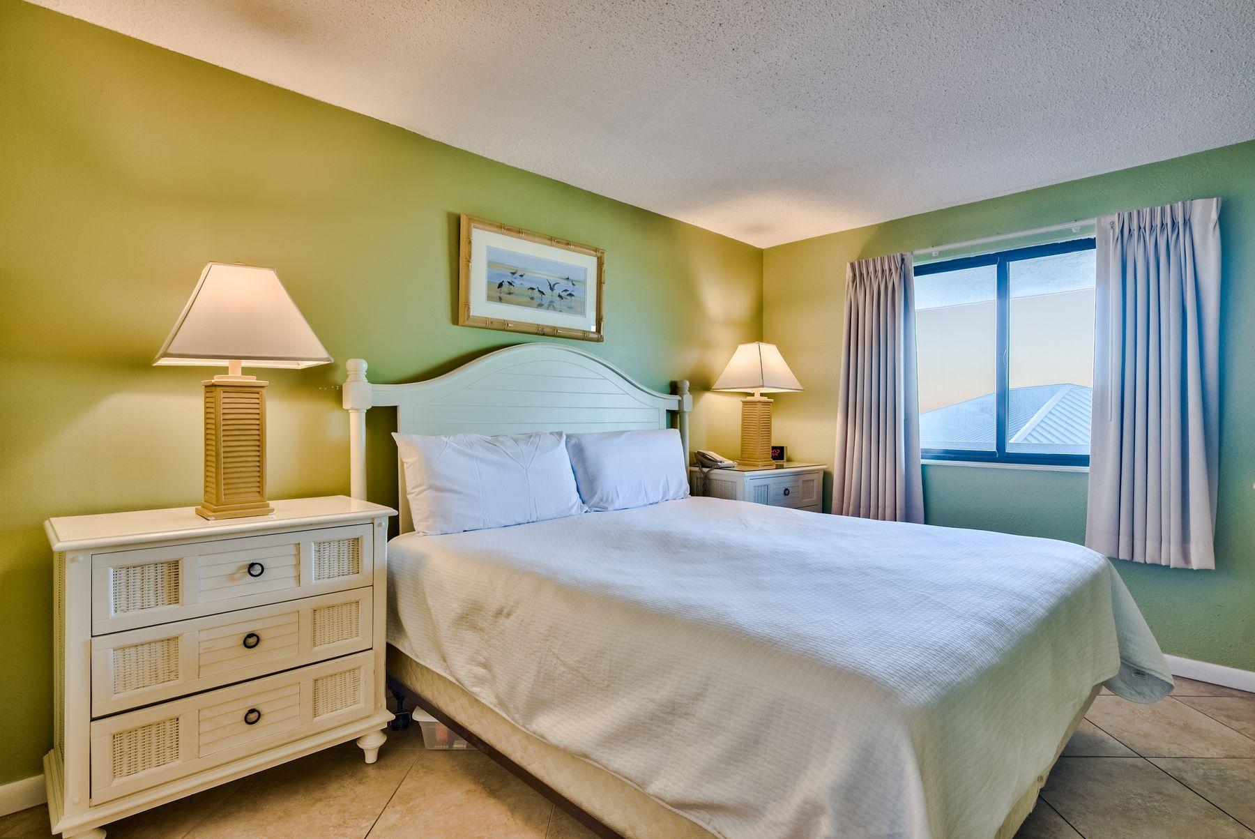 Sundestin International Condo - Residential