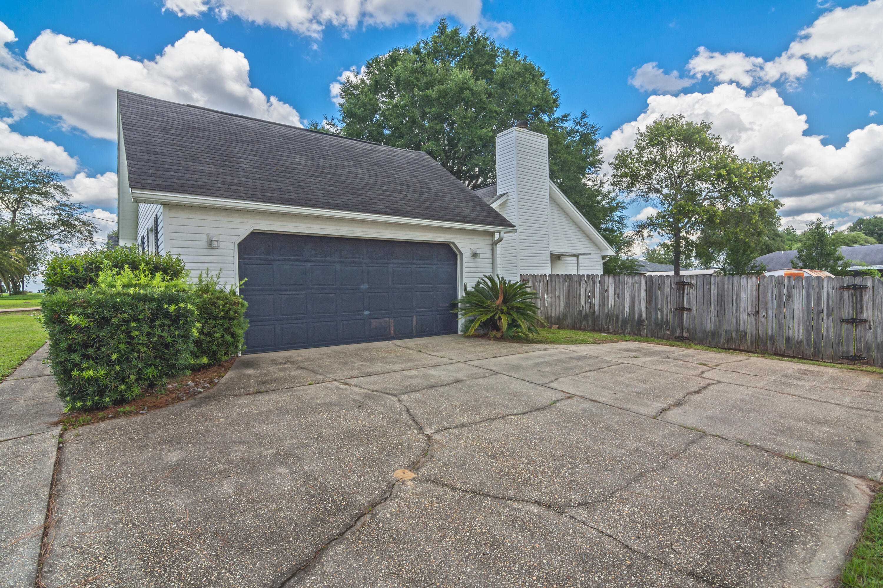 COUNTRYVIEW ESTATES 6TH ADDN PH2 - Residential