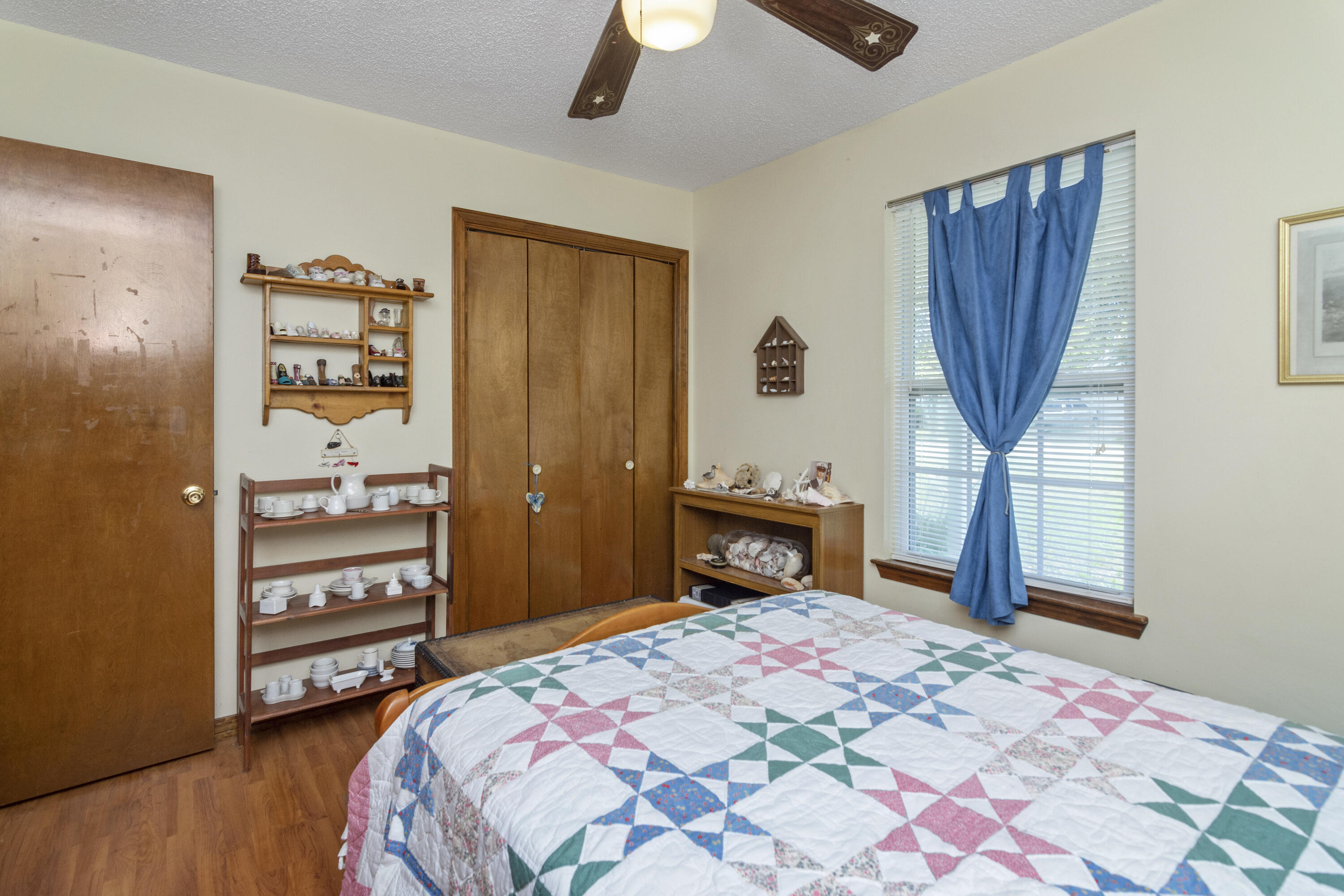 COUNTRYVIEW ESTATES 6TH ADDN PH2 - Residential