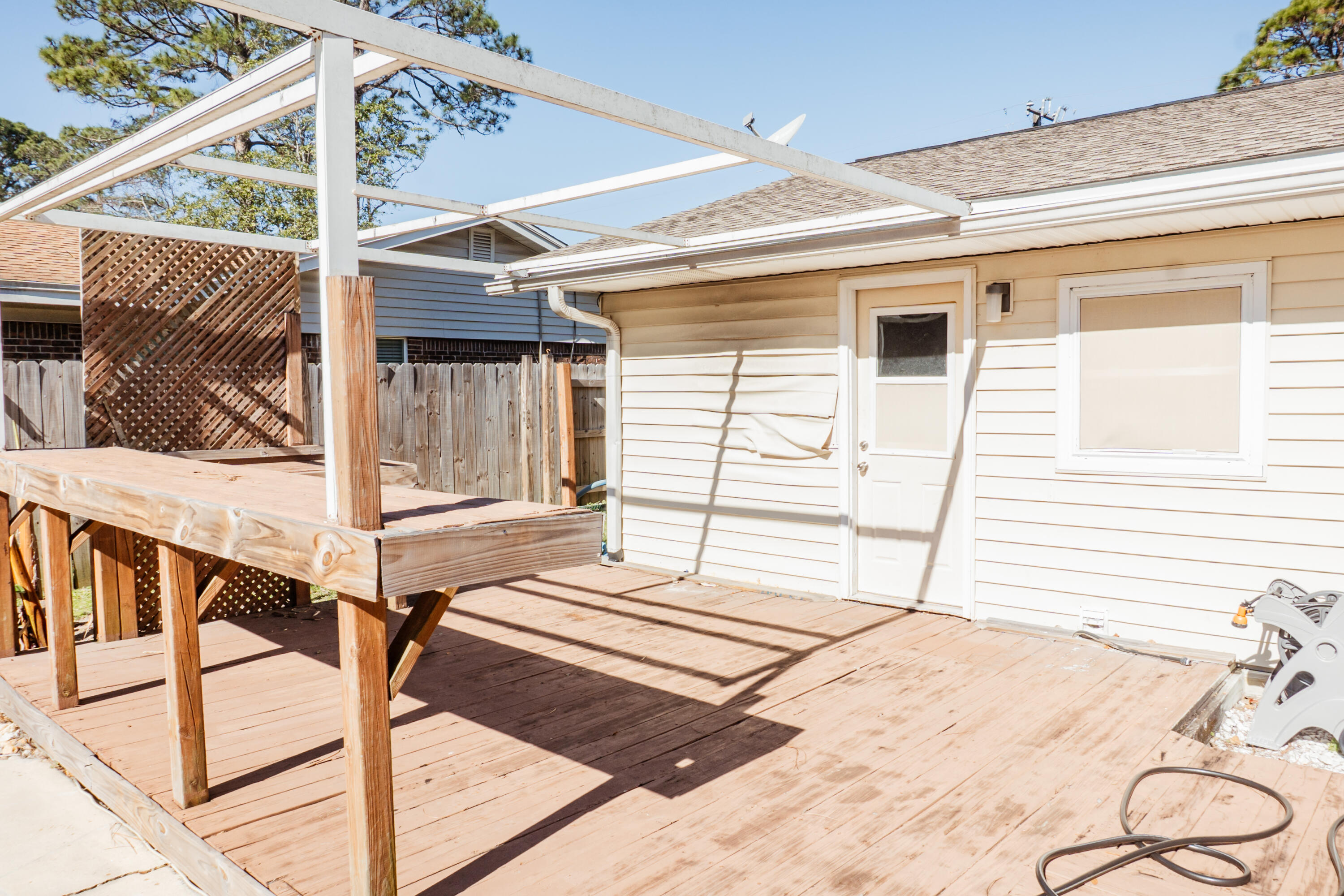 TANGLEWOOD S/D - Residential Lease