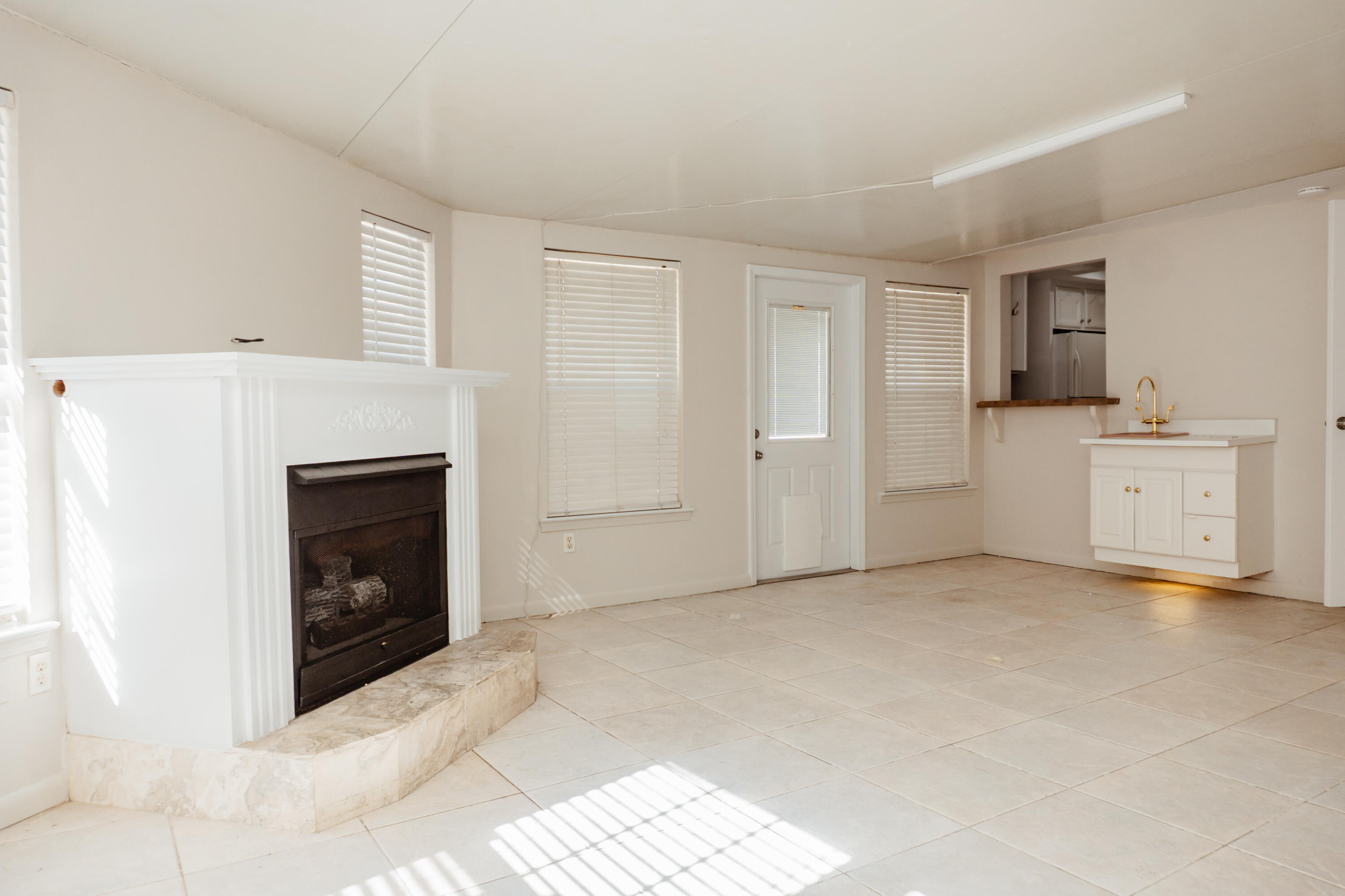 TANGLEWOOD S/D - Residential Lease