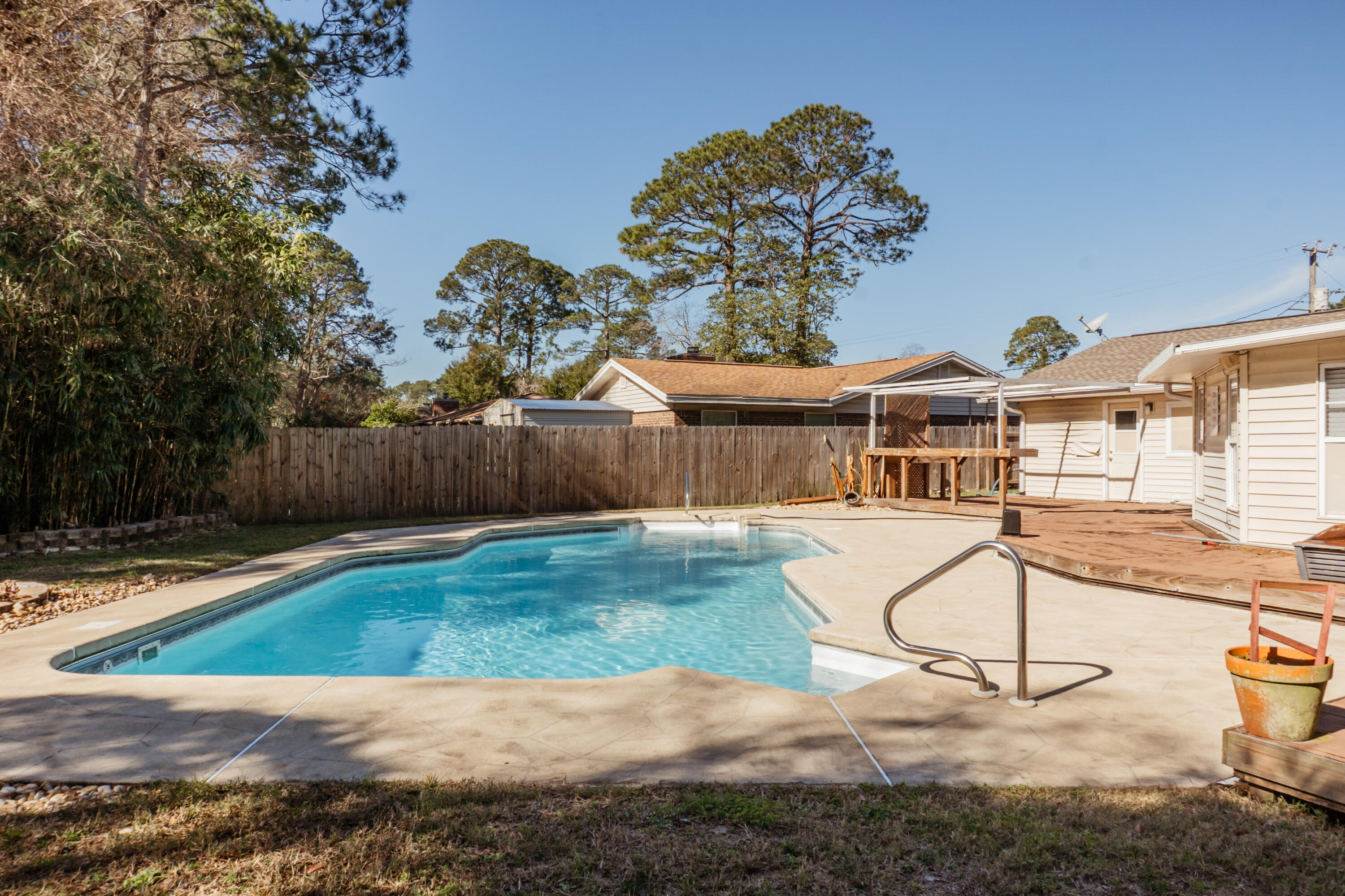 TANGLEWOOD S/D - Residential Lease