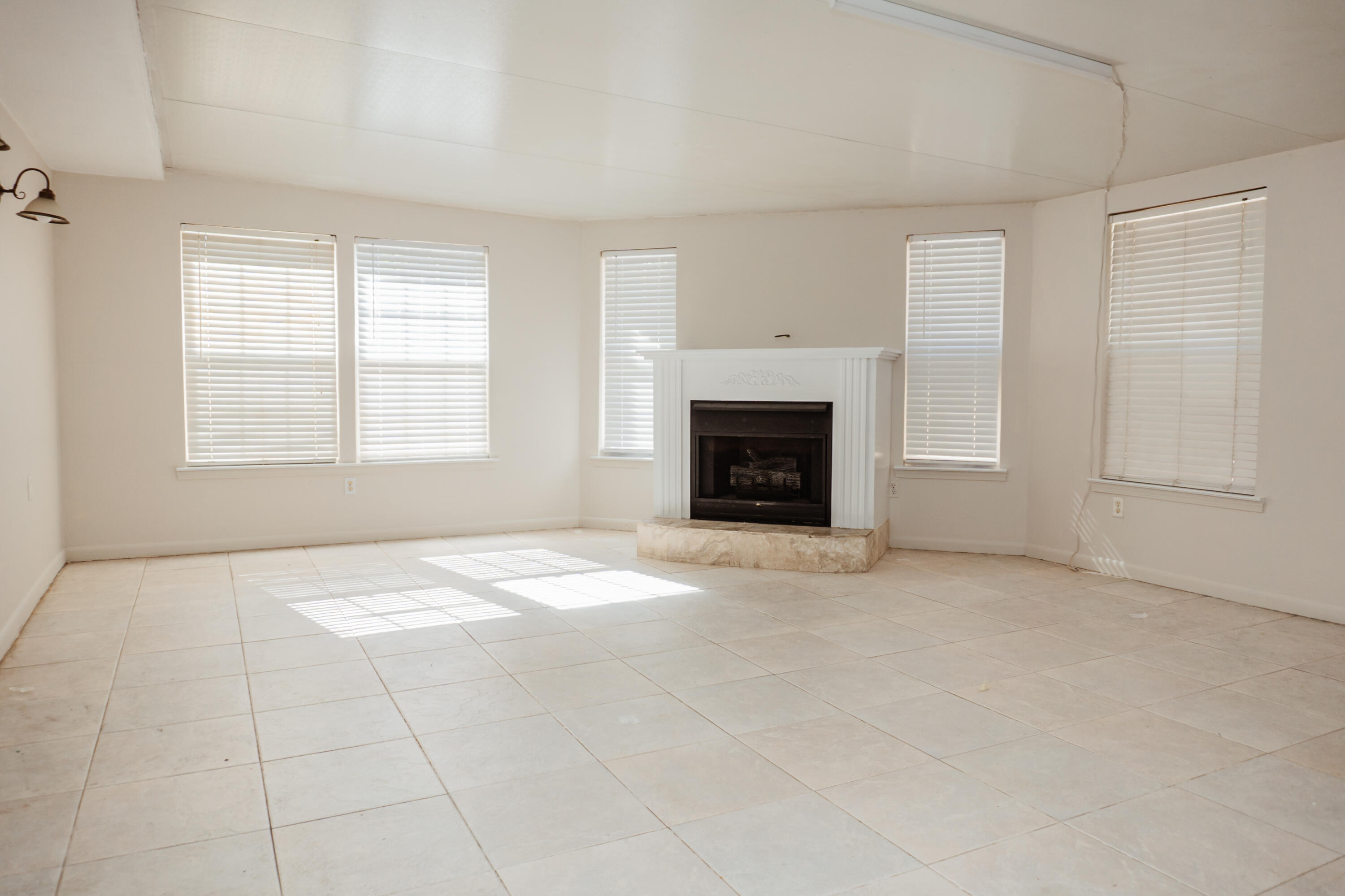 TANGLEWOOD S/D - Residential Lease