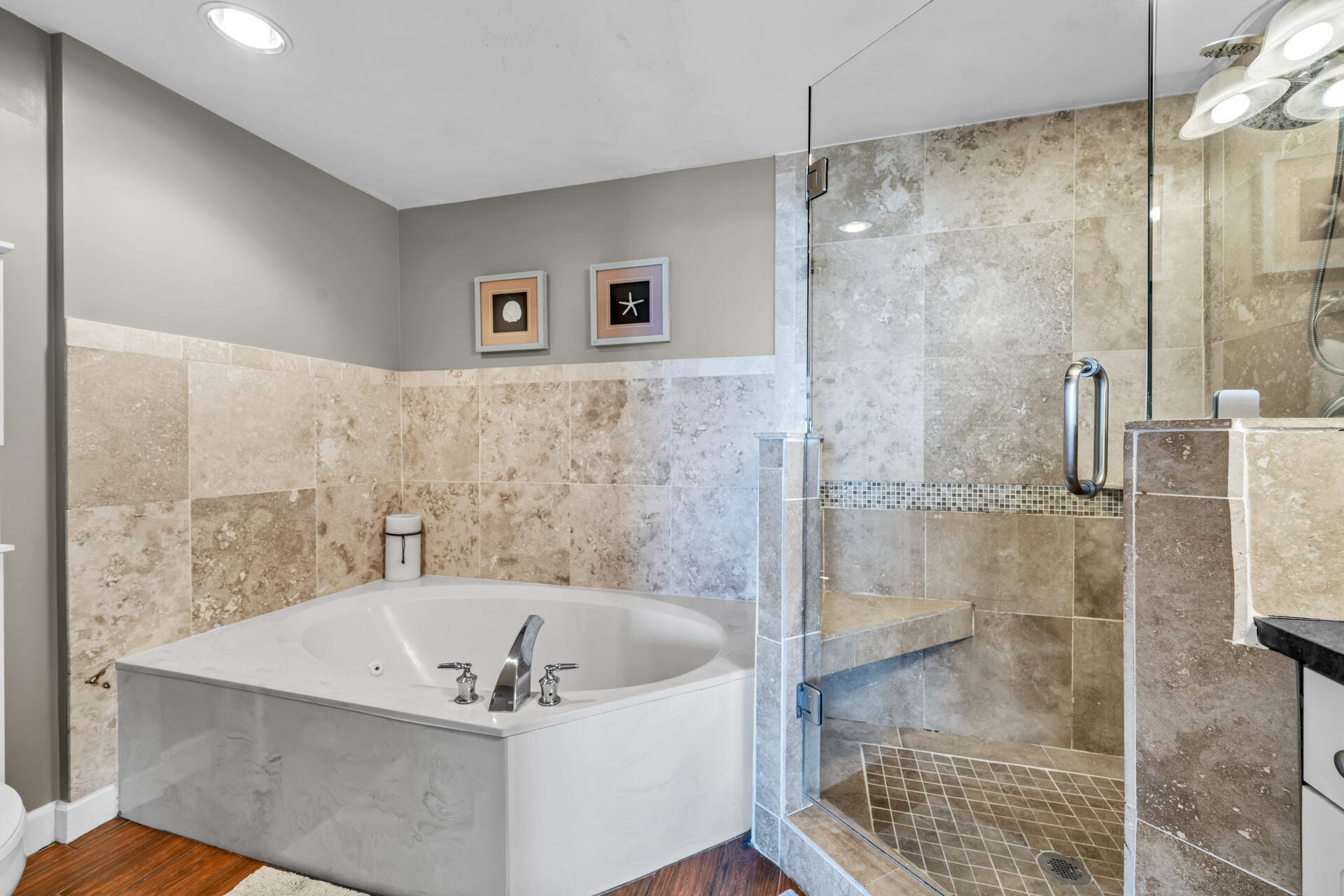 STERLING SHORES - Residential