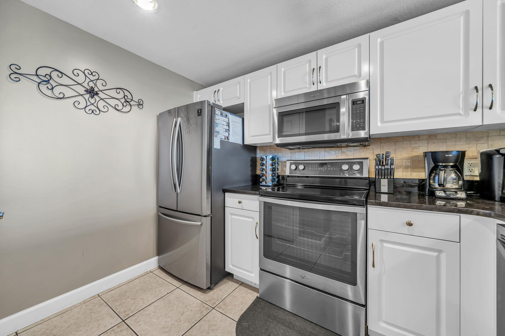 STERLING SHORES - Residential