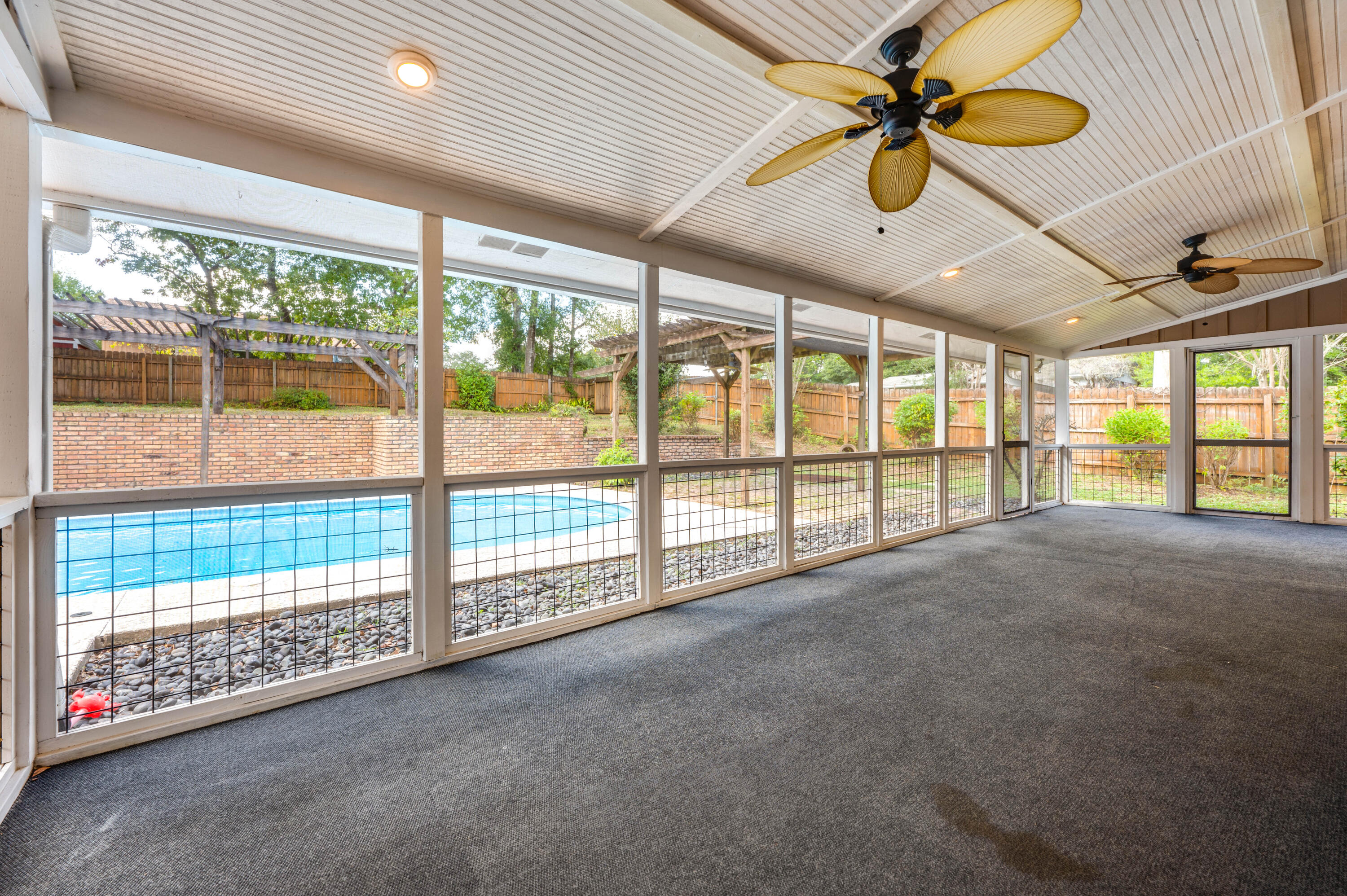 PINE FOREST S/D - Residential