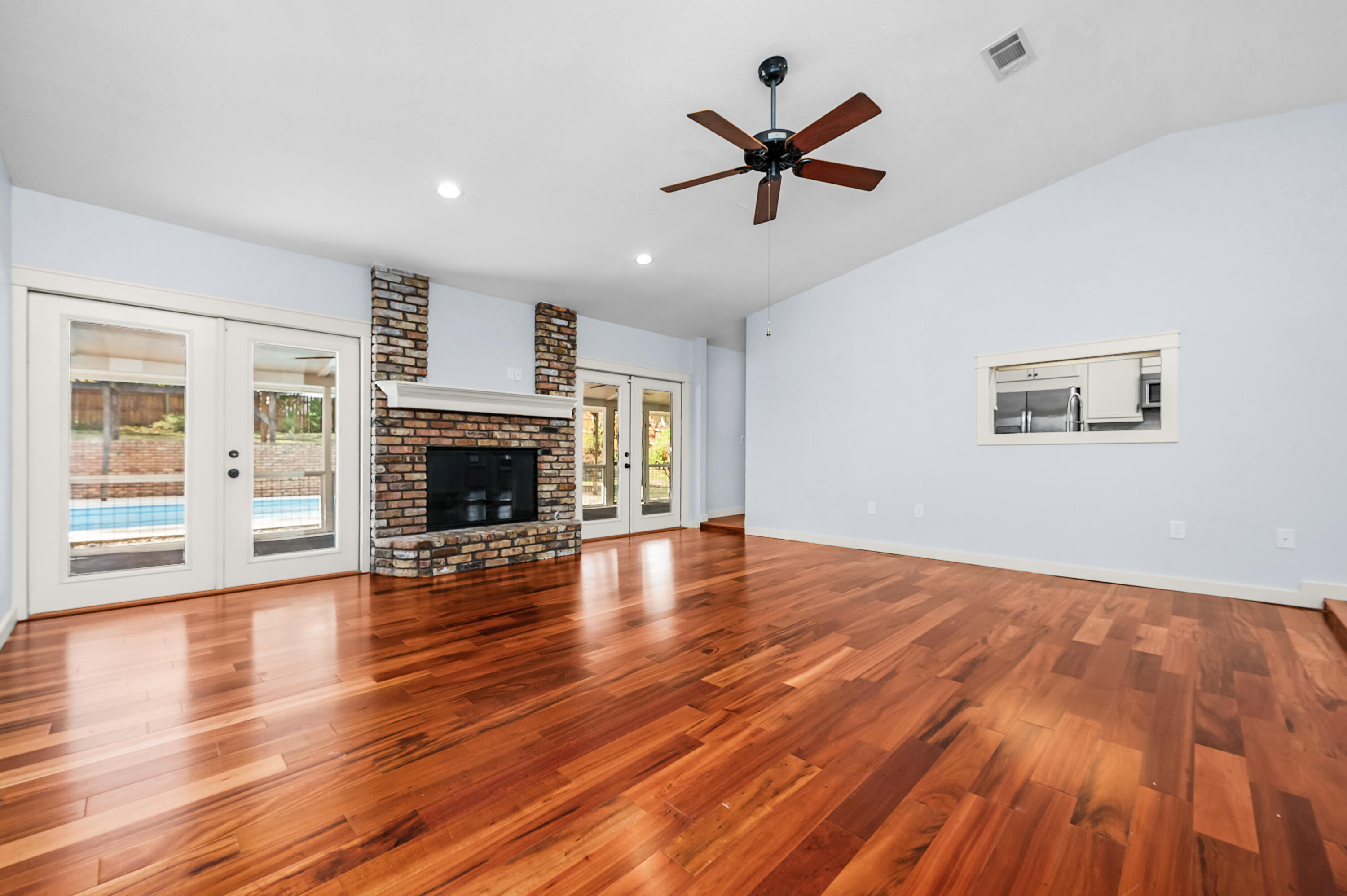 PINE FOREST S/D - Residential