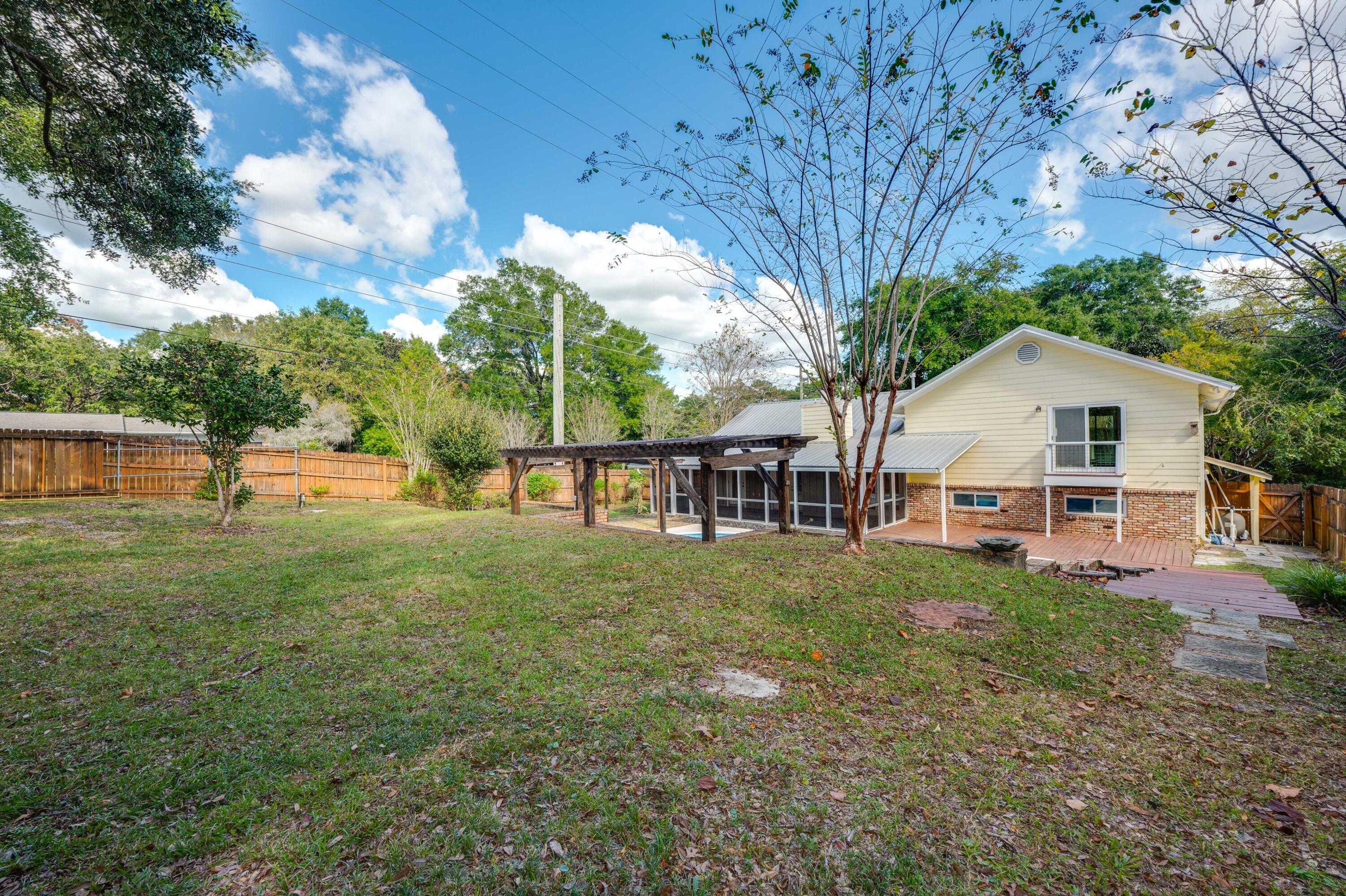 PINE FOREST S/D - Residential