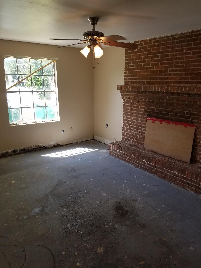 OAK TREE PARK - Residential