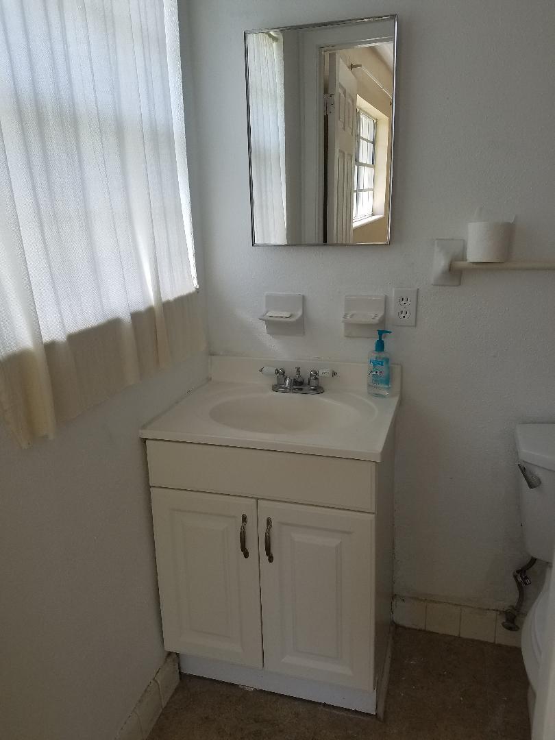 OAK TREE PARK - Residential