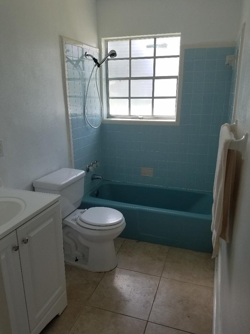 OAK TREE PARK - Residential