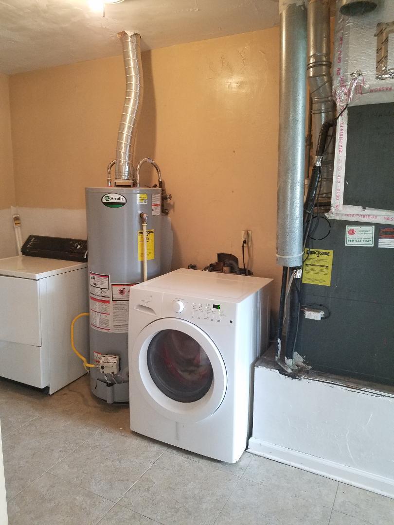 OAK TREE PARK - Residential