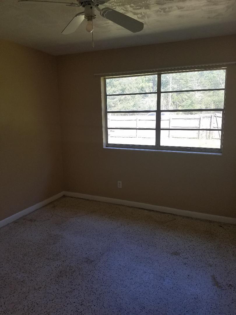 OAK TREE PARK - Residential