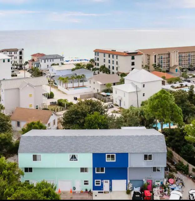 THE VIEW TOWNHOMES - Residential