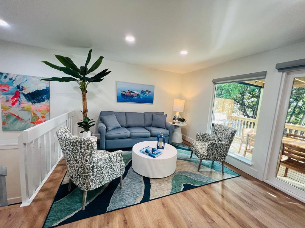 THE VIEW TOWNHOMES - Residential