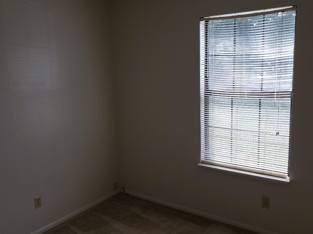 METES & BOUNDS - Residential Lease