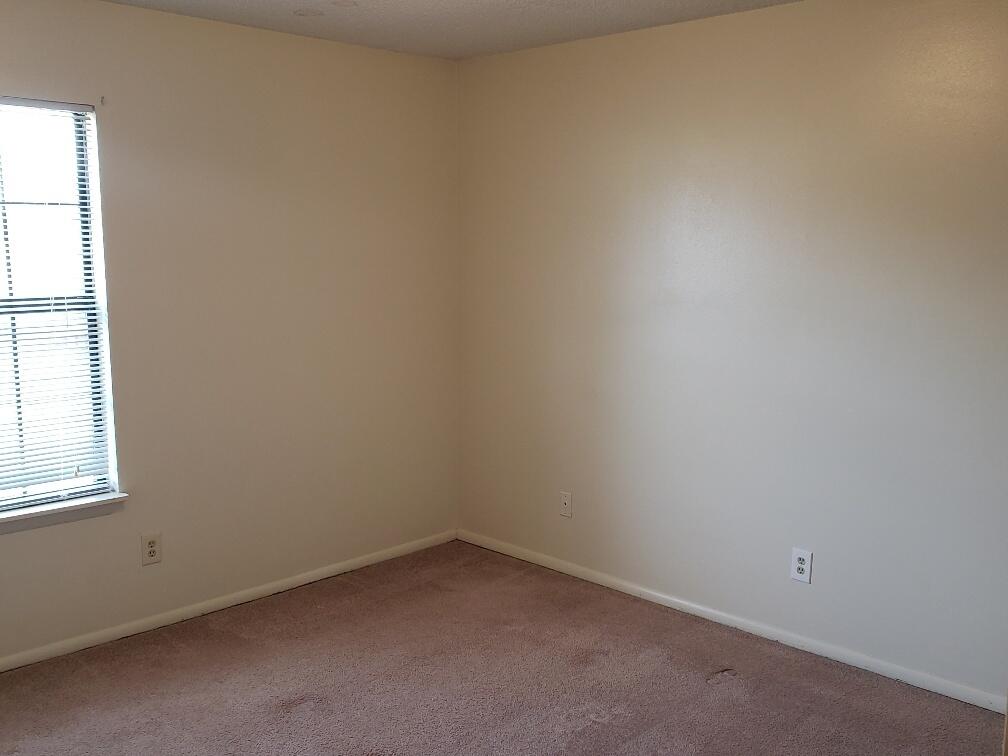 METES & BOUNDS - Residential Lease